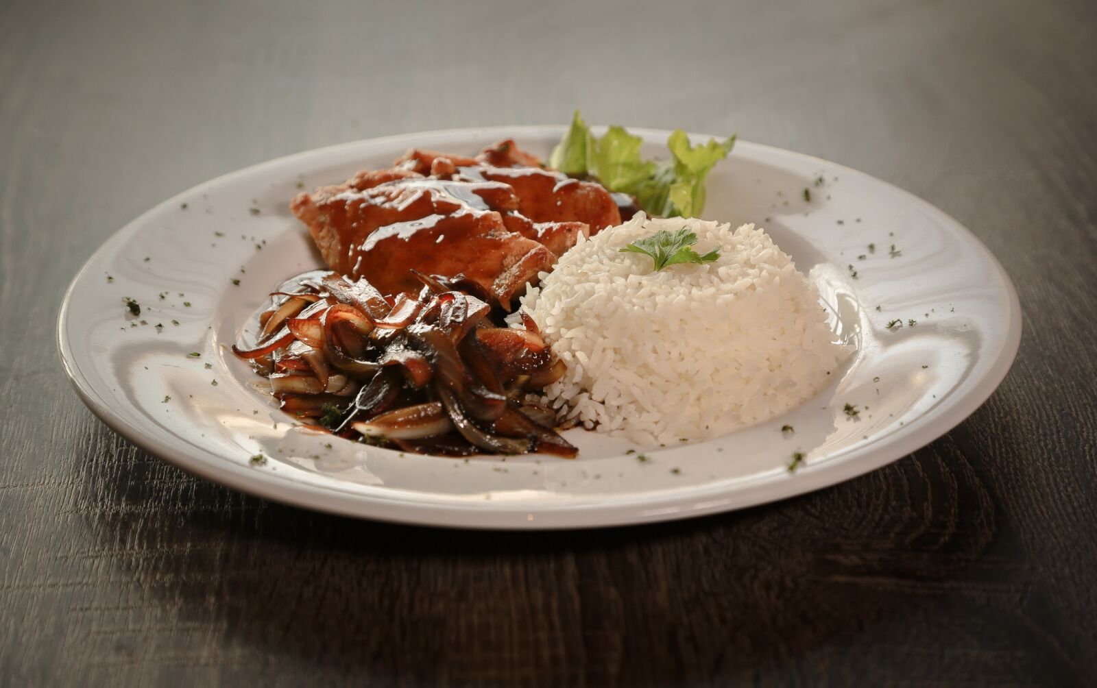 Canon EF 24-105mm F4L IS USM sample photo. Meal, sauce, restaurant photography