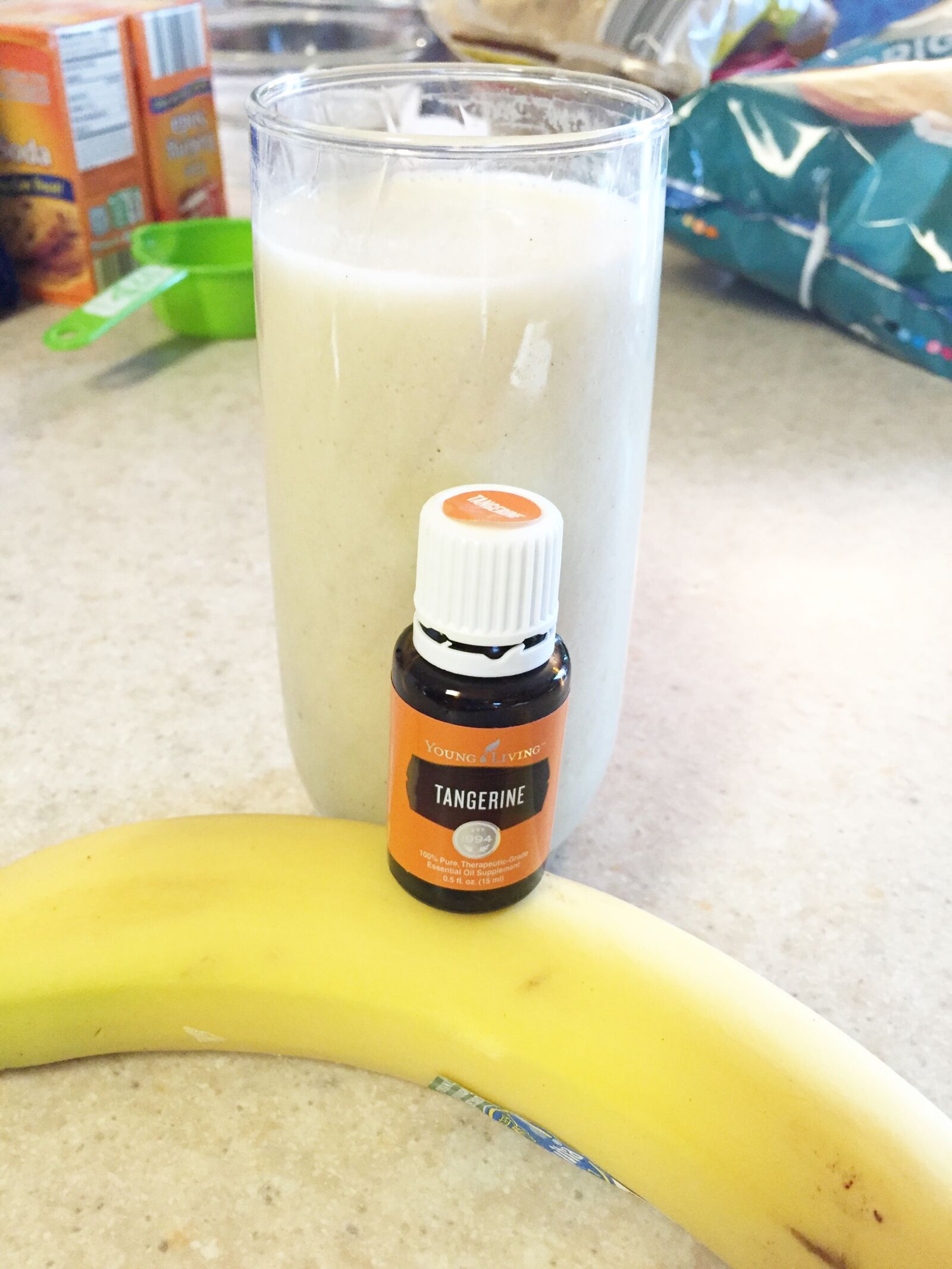Apple iPhone 6 sample photo. Healthyoilsproteinshake photography