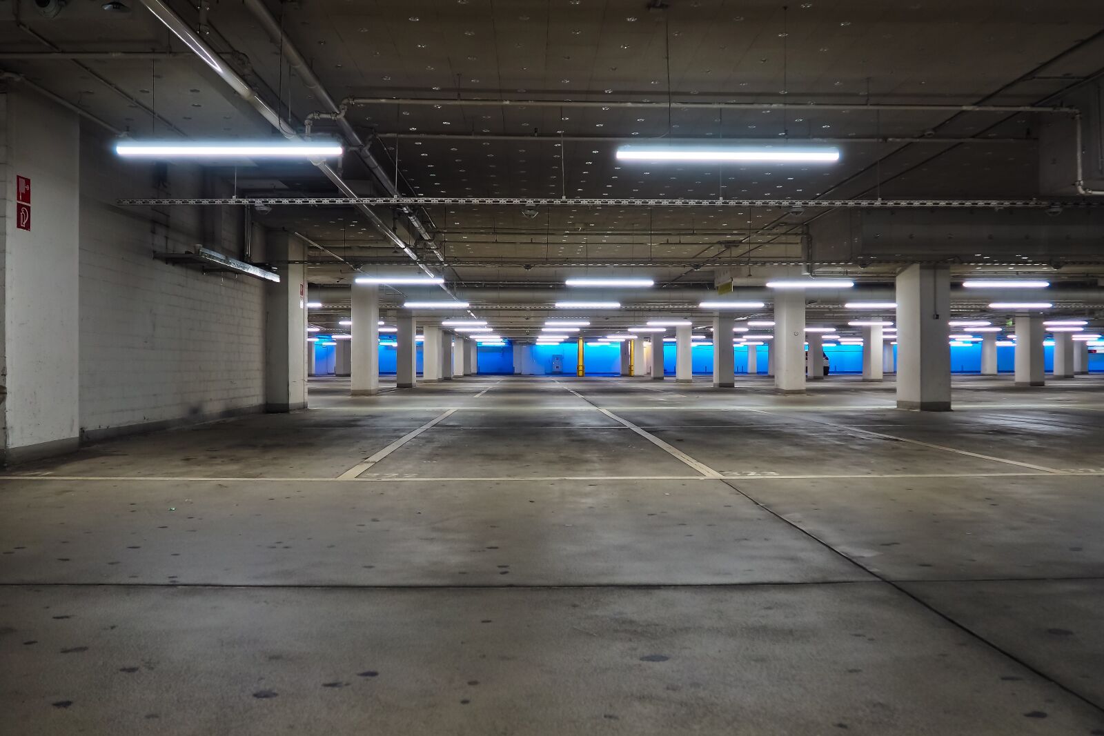 Olympus OM-D E-M10 sample photo. Architecture, underground car park photography