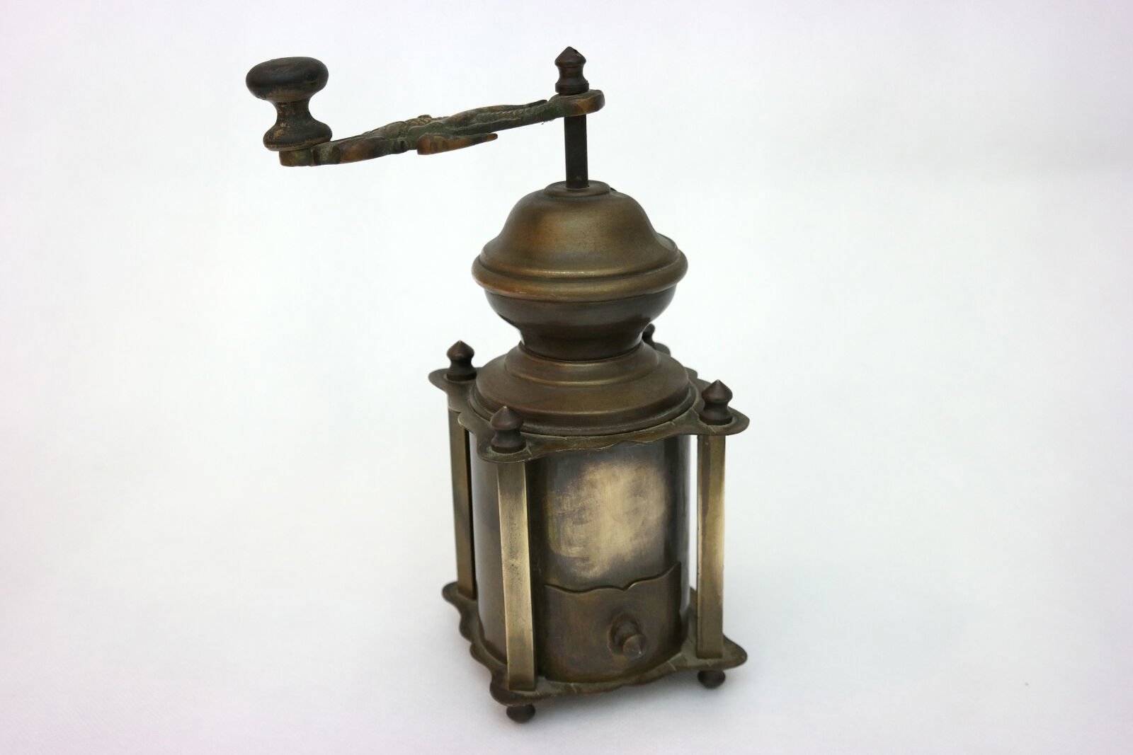 Samsung NX300 sample photo. Antique, bronze, coffee, grinder photography