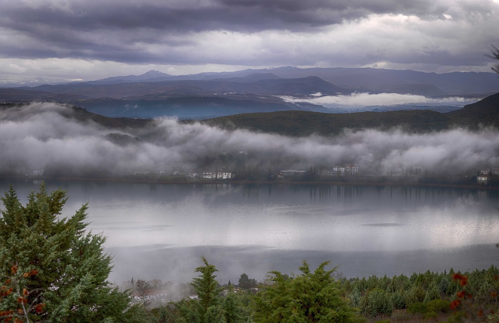 Nikon D750 sample photo. Kastoria, lake, clouds photography