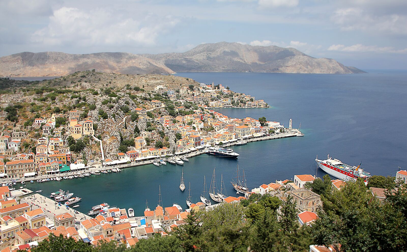 Canon EOS 550D (EOS Rebel T2i / EOS Kiss X4) sample photo. Greece, symi, island photography