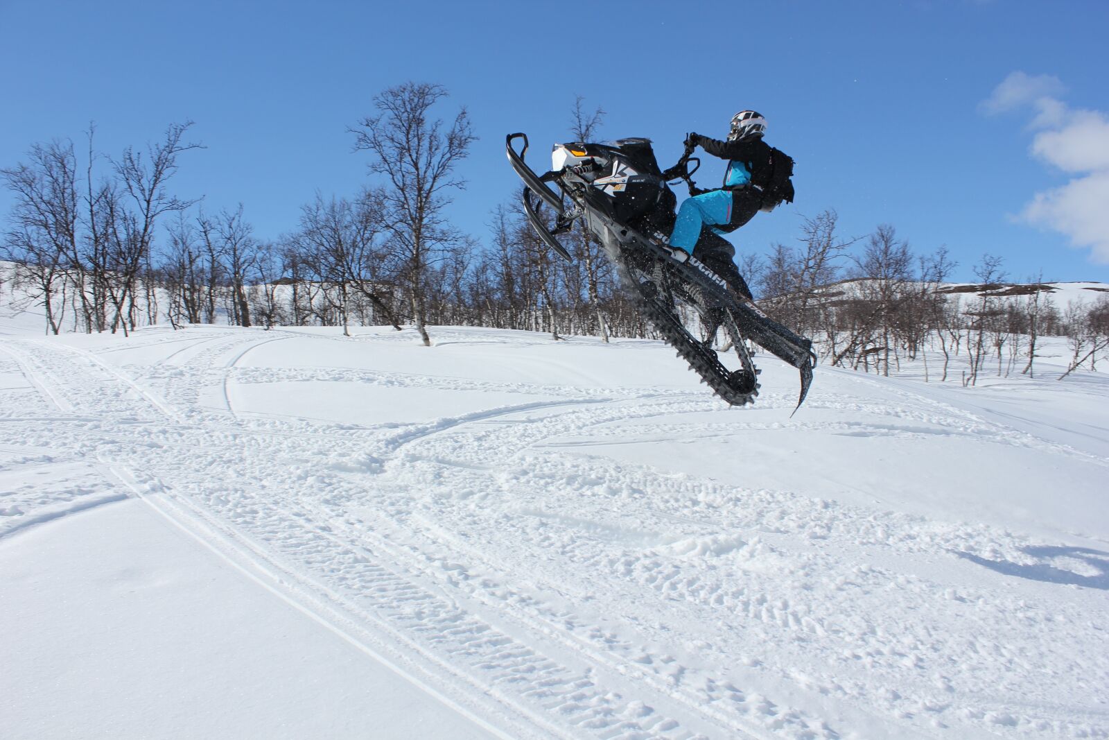 Canon EOS 550D (EOS Rebel T2i / EOS Kiss X4) sample photo. Scooter, snowmobile, hope photography