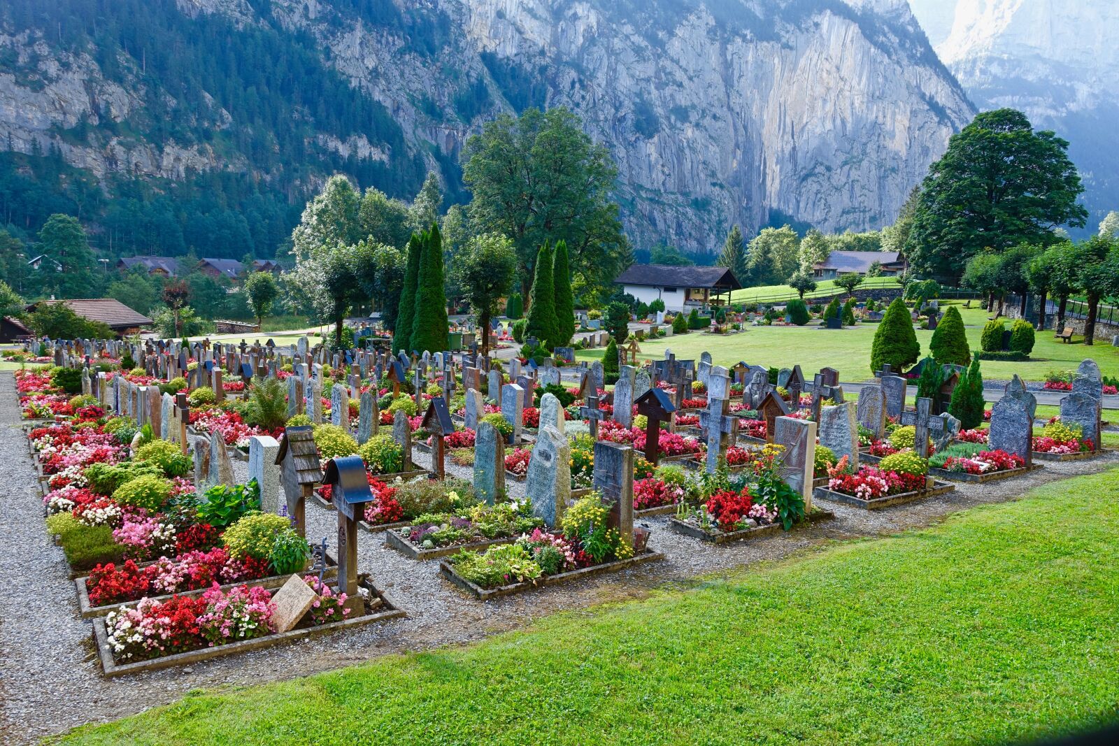 Sony Cyber-shot DSC-RX100 III sample photo. Cemetery, lauterbrunnen, alps photography