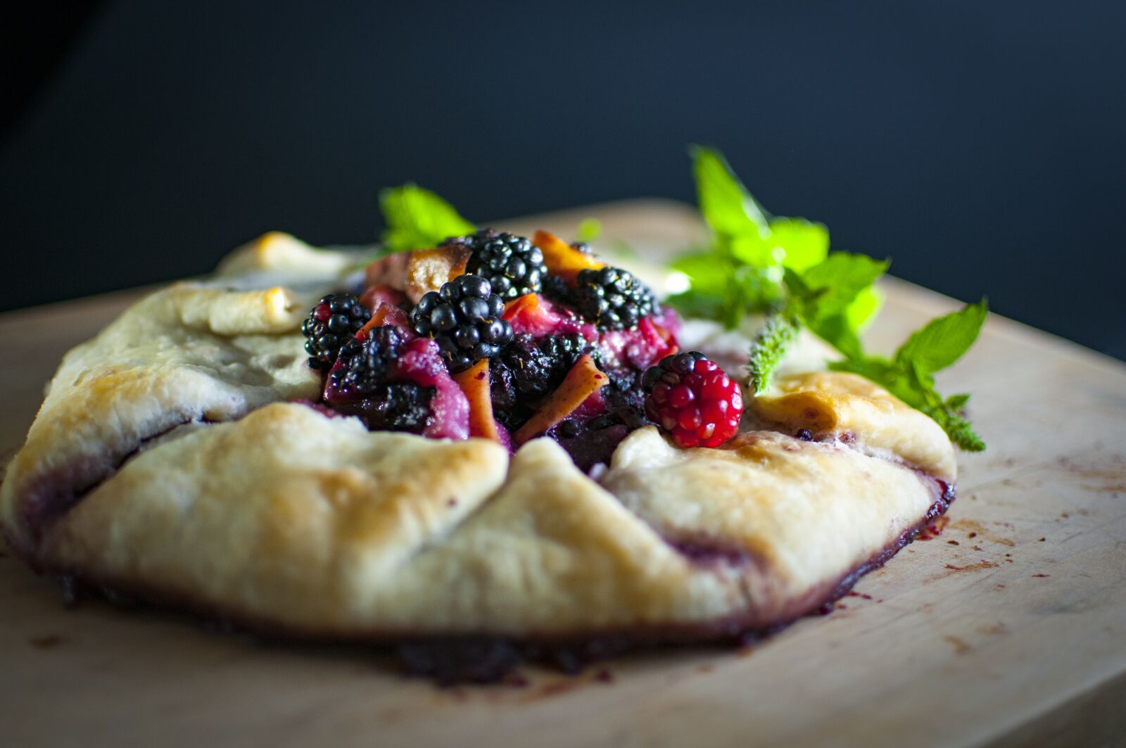 Nikon D300 sample photo. Blackberry, galette, dessert photography