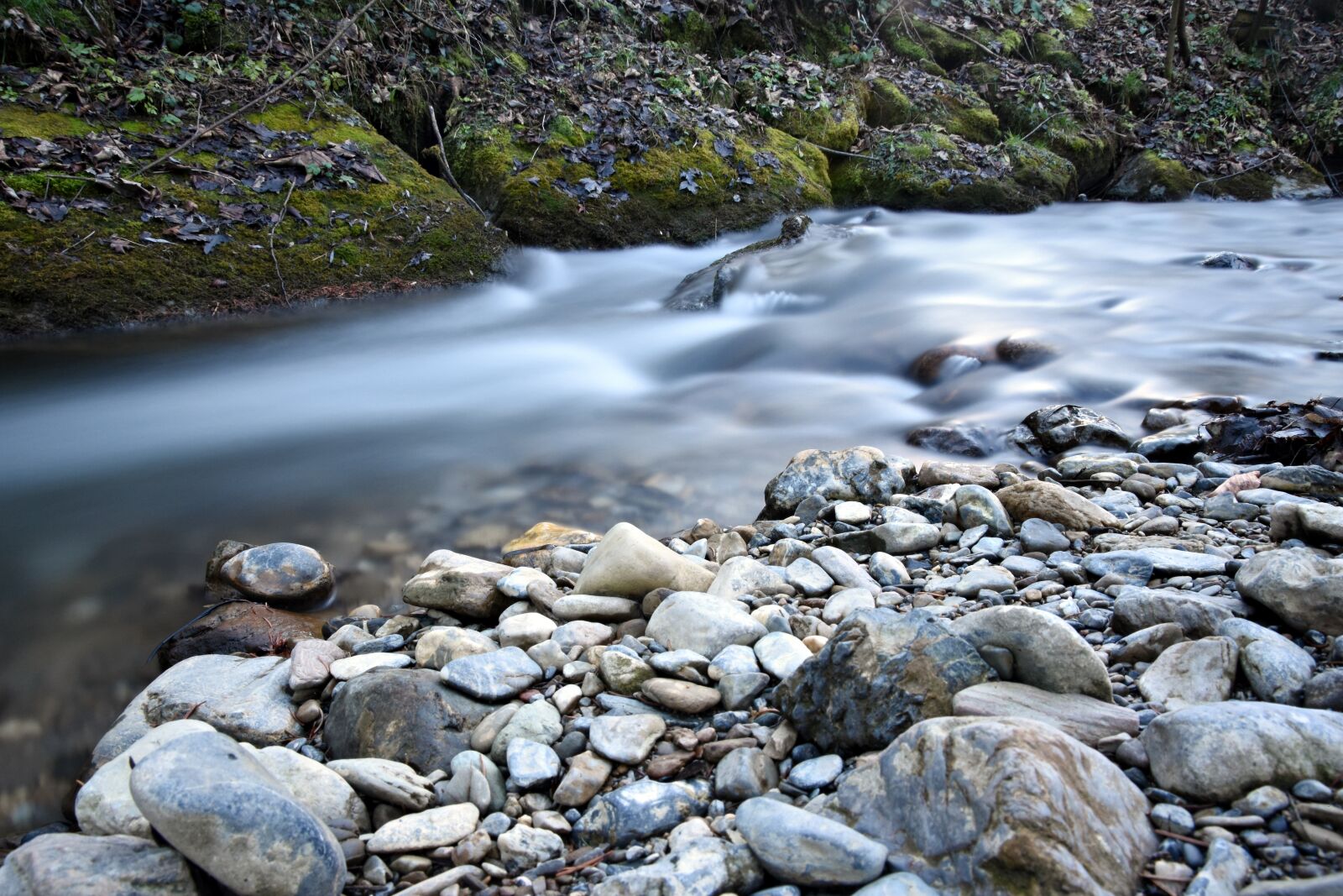 Nikon D3400 sample photo. Long exposure, water, river photography
