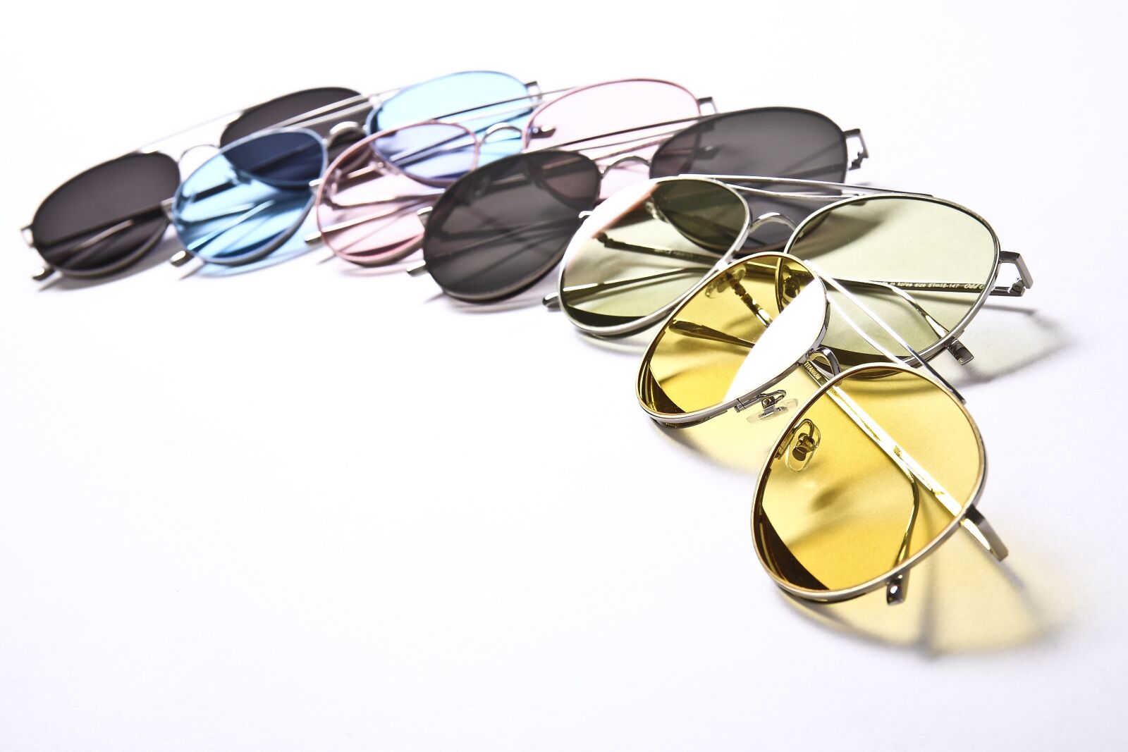 Canon EOS 5D Mark II sample photo. Sunglasses, constitute, color photography