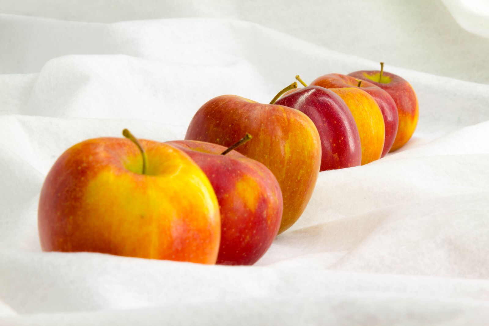Canon EOS 60D sample photo. Apple, fruit, food photography