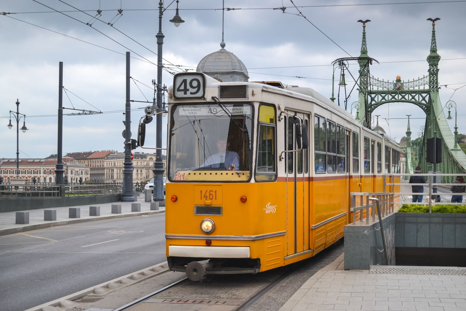 Nikon D3100 sample photo. Tram, transport, transportation photography