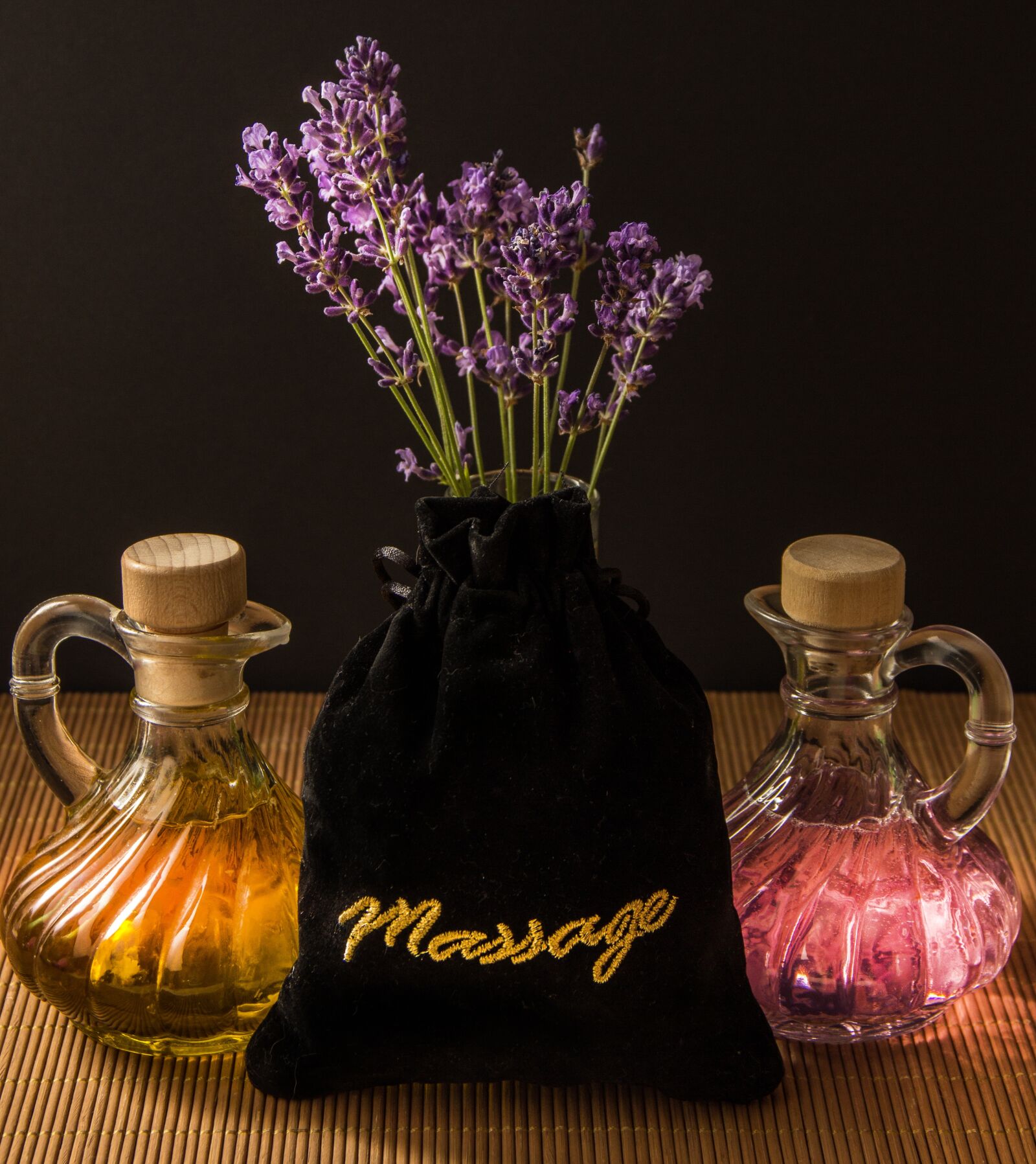 Canon EOS 600D (Rebel EOS T3i / EOS Kiss X5) sample photo. Wellness, carafe, purple photography