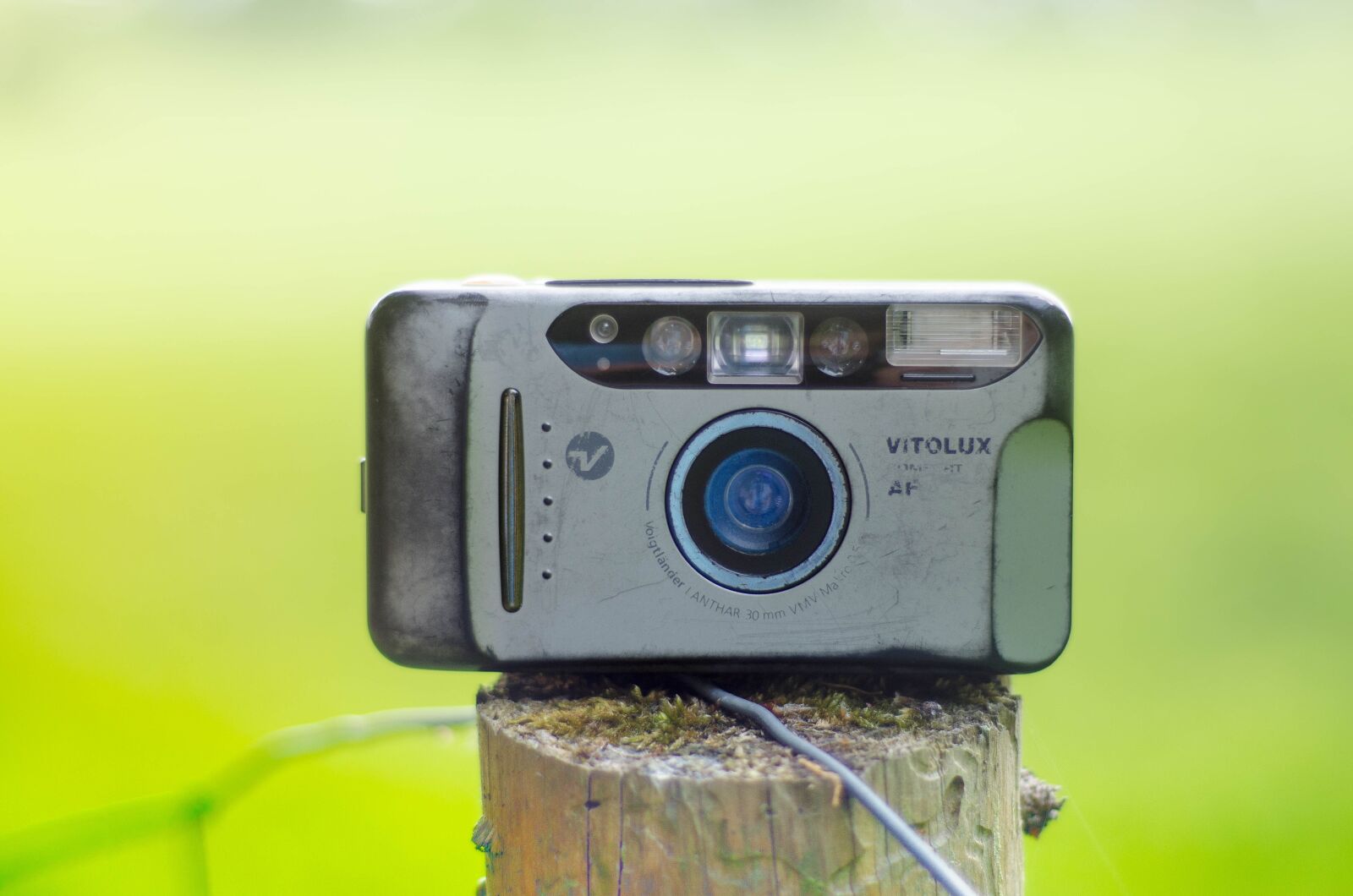 Nikon D7000 sample photo. Lens, technology, equipment photography
