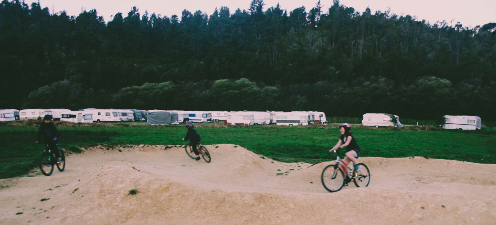 Canon EOS 20D sample photo. Bikes, bmx, bmx, track photography