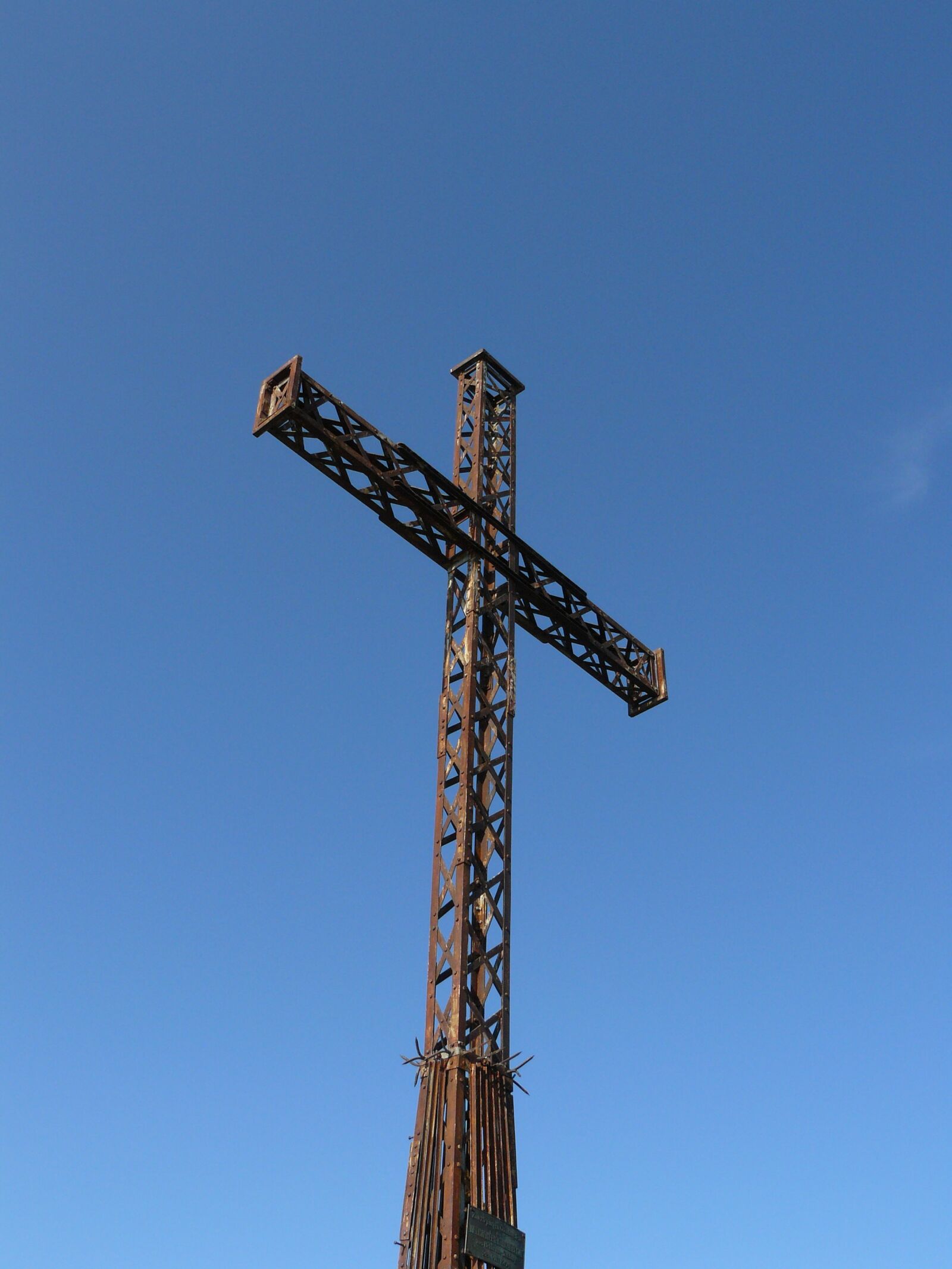 Panasonic DMC-FZ8 sample photo. Cross, heaven, sky photography