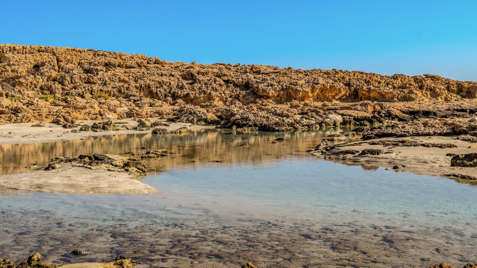 Nikon D3300 sample photo. Beach, rocky coast, sea photography