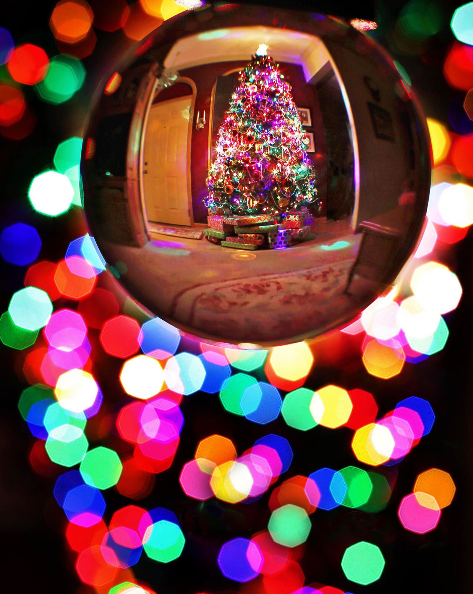 Canon EF 50mm F1.4 USM sample photo. Christmas, crystal ball, christmas photography
