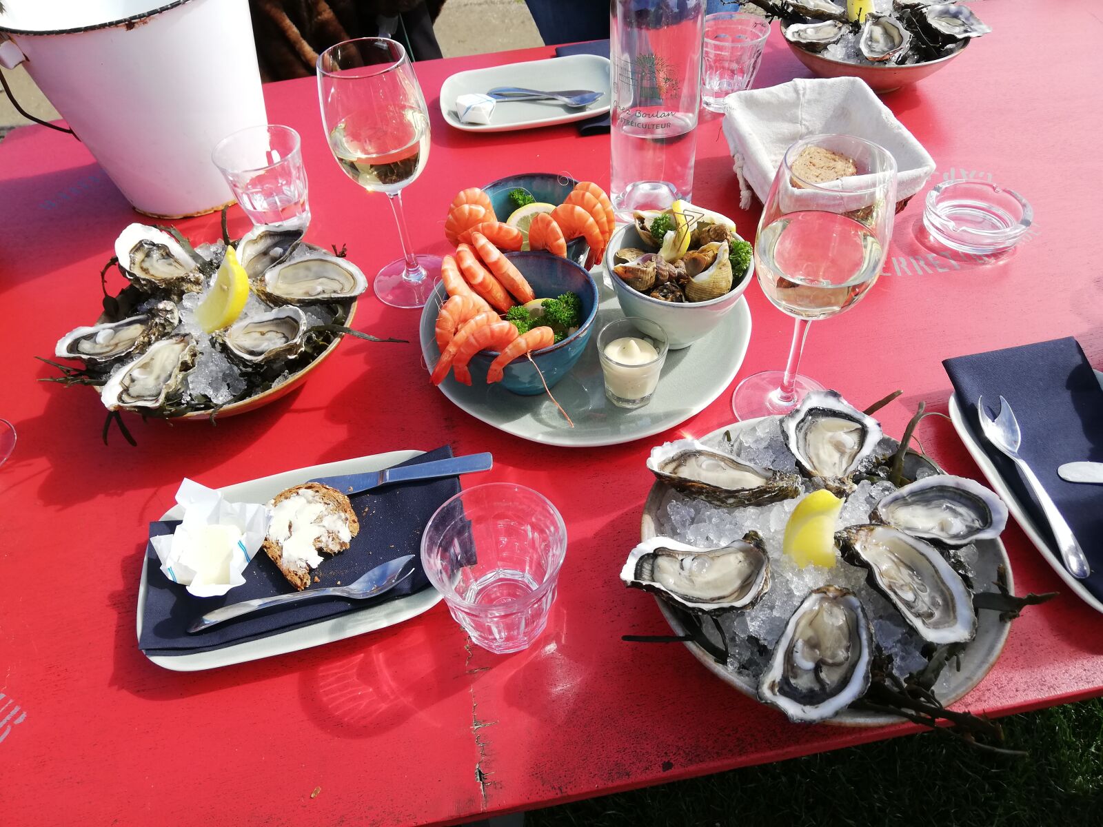 HUAWEI P20 lite sample photo. Oysters, cap ferret, shrimp photography