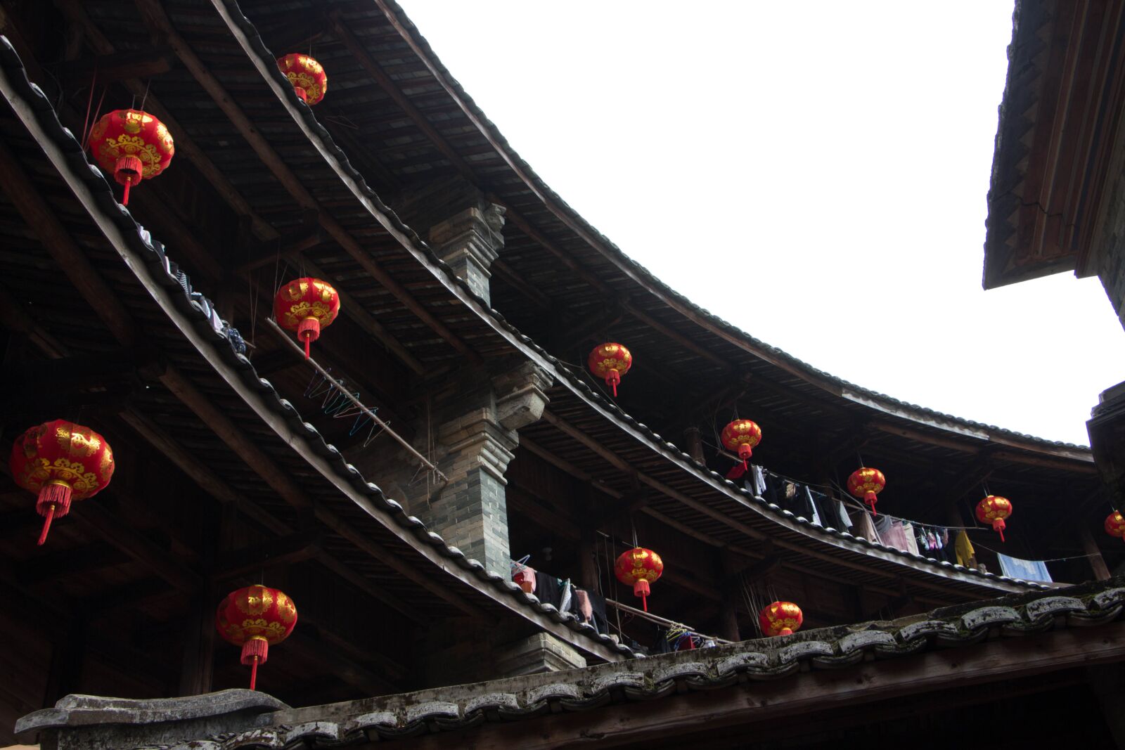 Canon EOS 700D (EOS Rebel T5i / EOS Kiss X7i) sample photo. Fujian, earth building, lantern photography