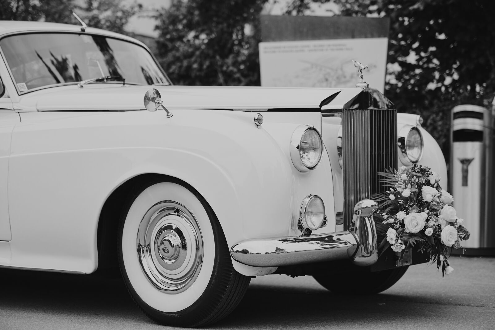 Canon EOS 5D Mark III sample photo. Rolls royce, wedding car photography
