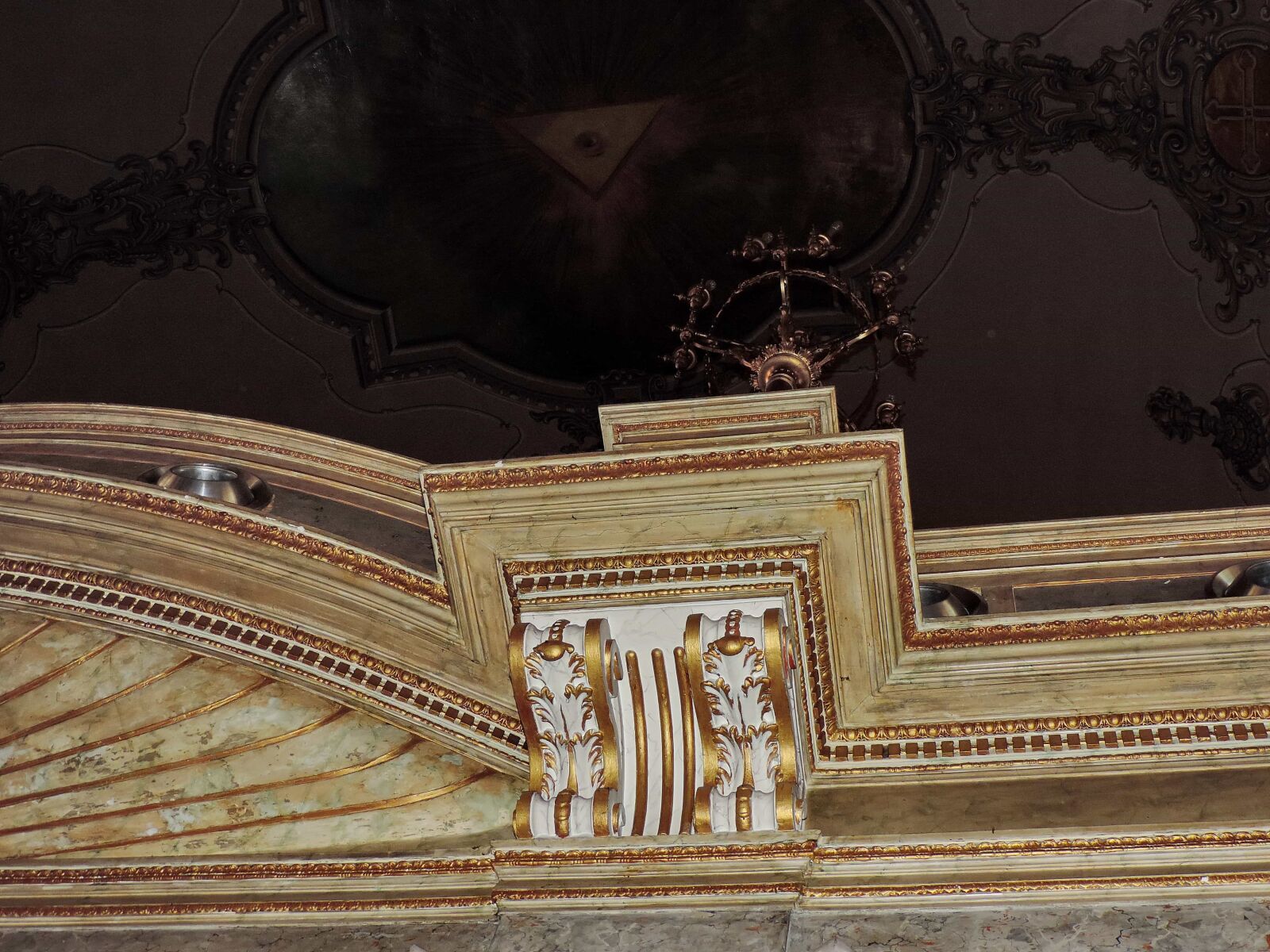 Nikon Coolpix P520 sample photo. Arch, architectural style, baroque photography