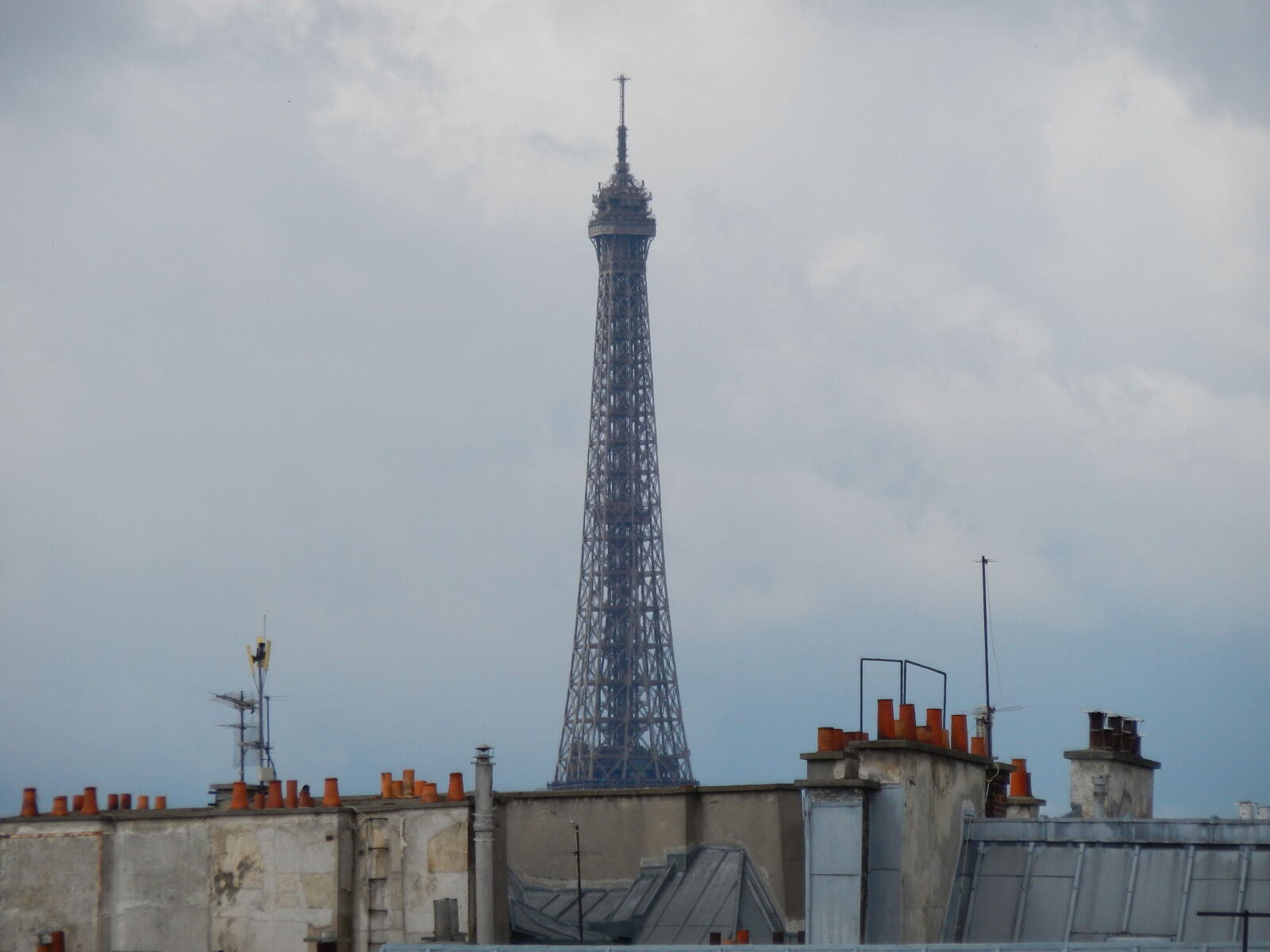 Nikon Coolpix S800c sample photo. Eiffel, tower photography