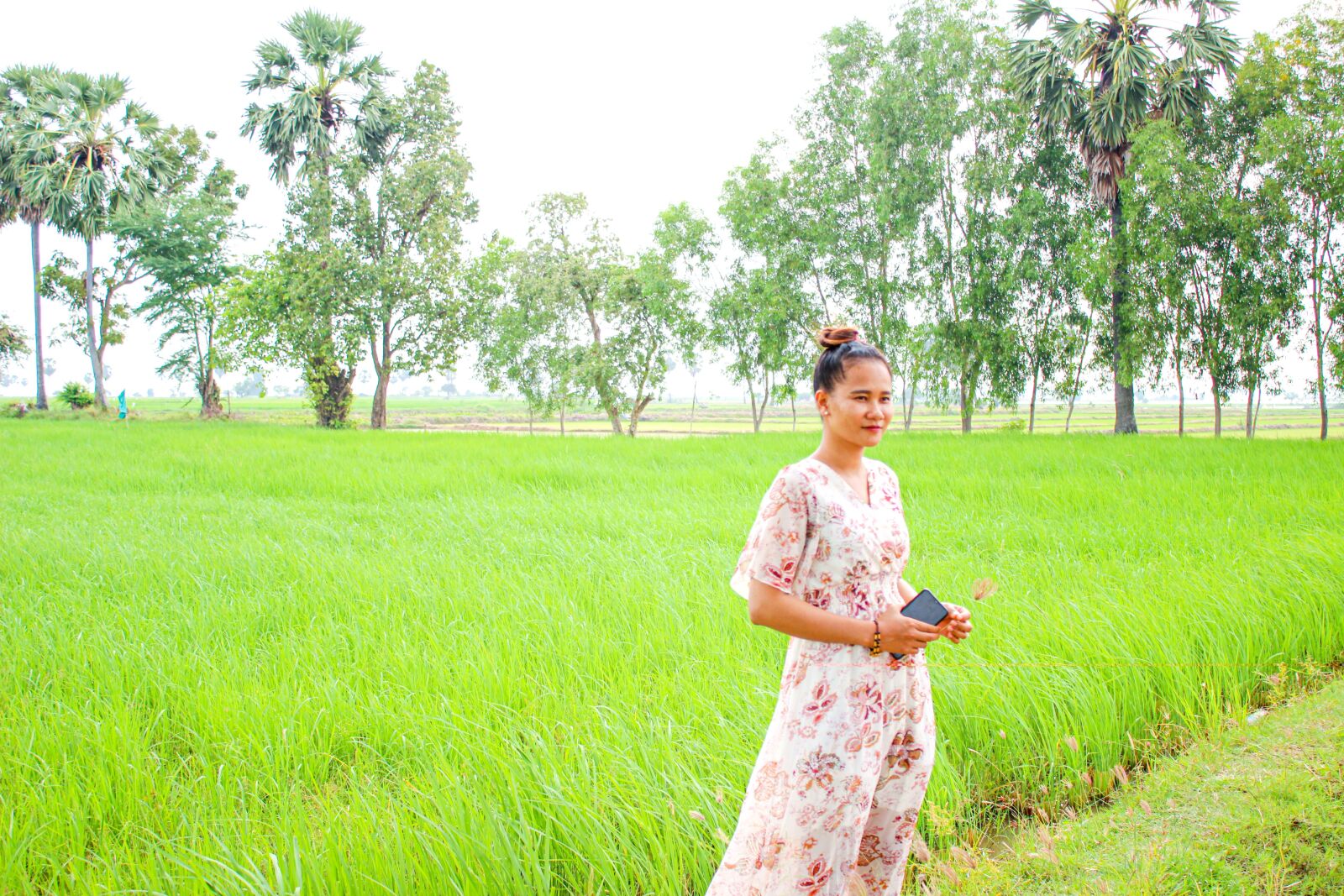 Canon EOS 600D (Rebel EOS T3i / EOS Kiss X5) sample photo. Single, khmer, cambodia photography