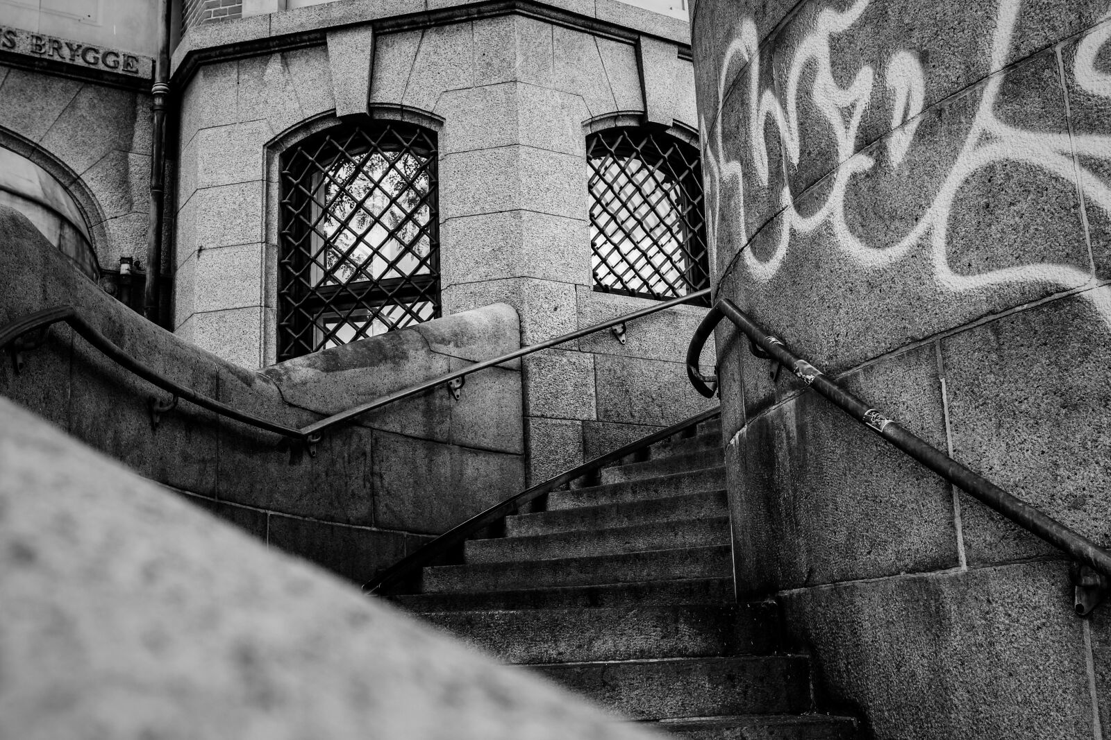 Canon EF-S 24mm F2.8 STM sample photo. Stairs, black white, architecture photography