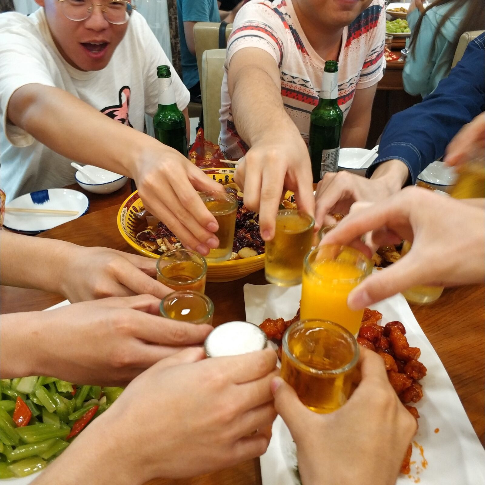 Xiaomi MI6 sample photo. Party, classmate, friendship photography
