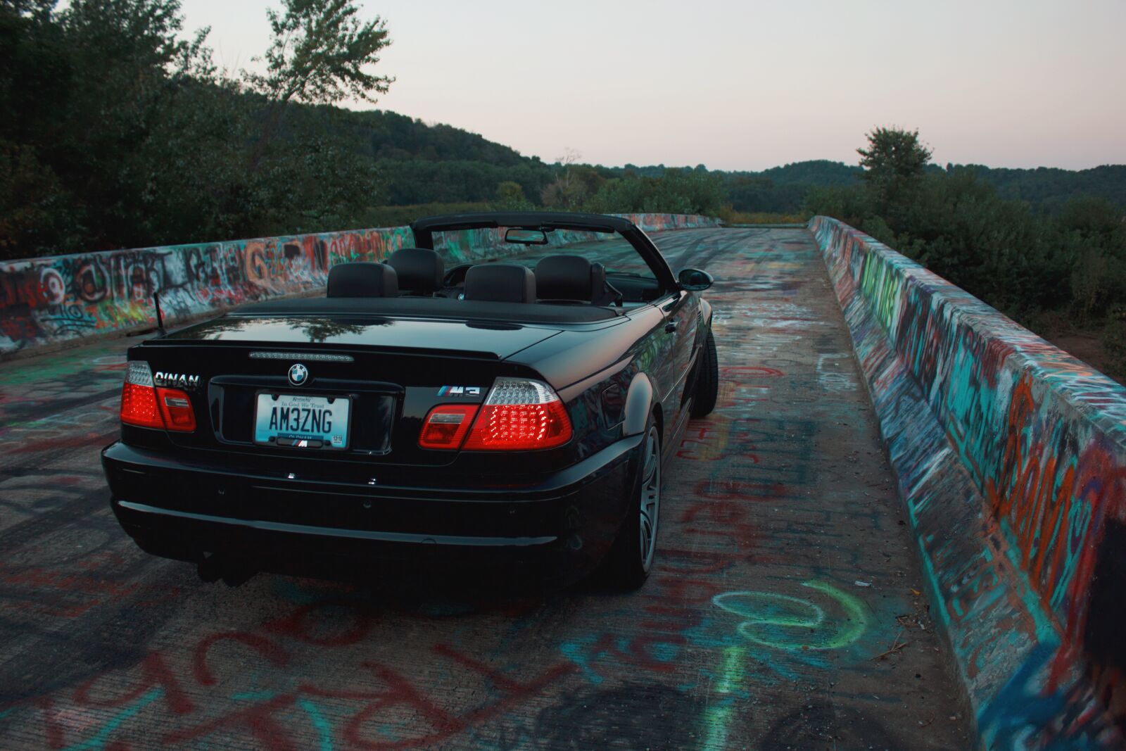 Canon EOS 550D (EOS Rebel T2i / EOS Kiss X4) sample photo. Car, bridge, highway photography