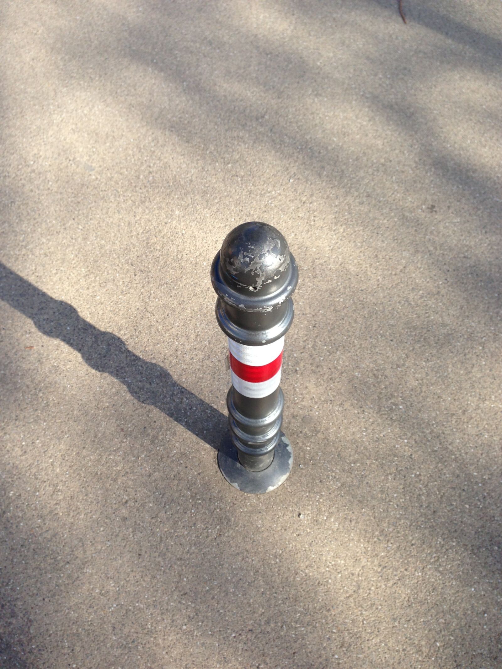 Apple iPhone 5 sample photo. Post, pillar, bollard photography