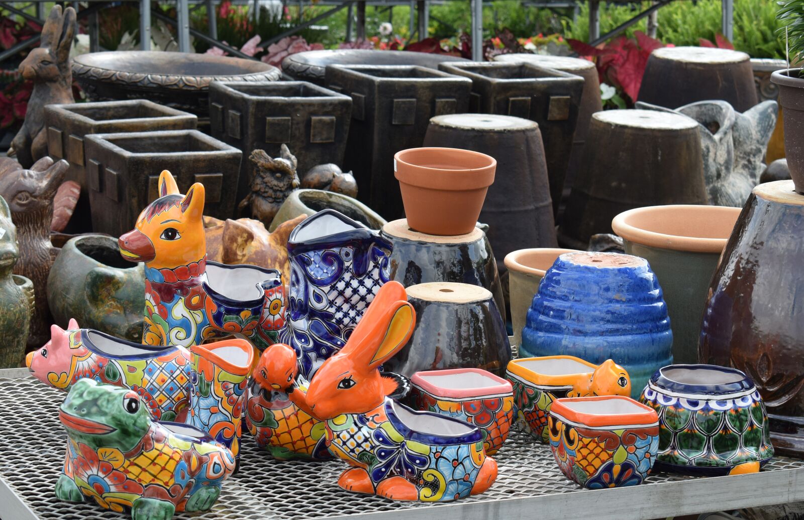 Nikon D3300 sample photo. Colorful ceramic pots, animals photography