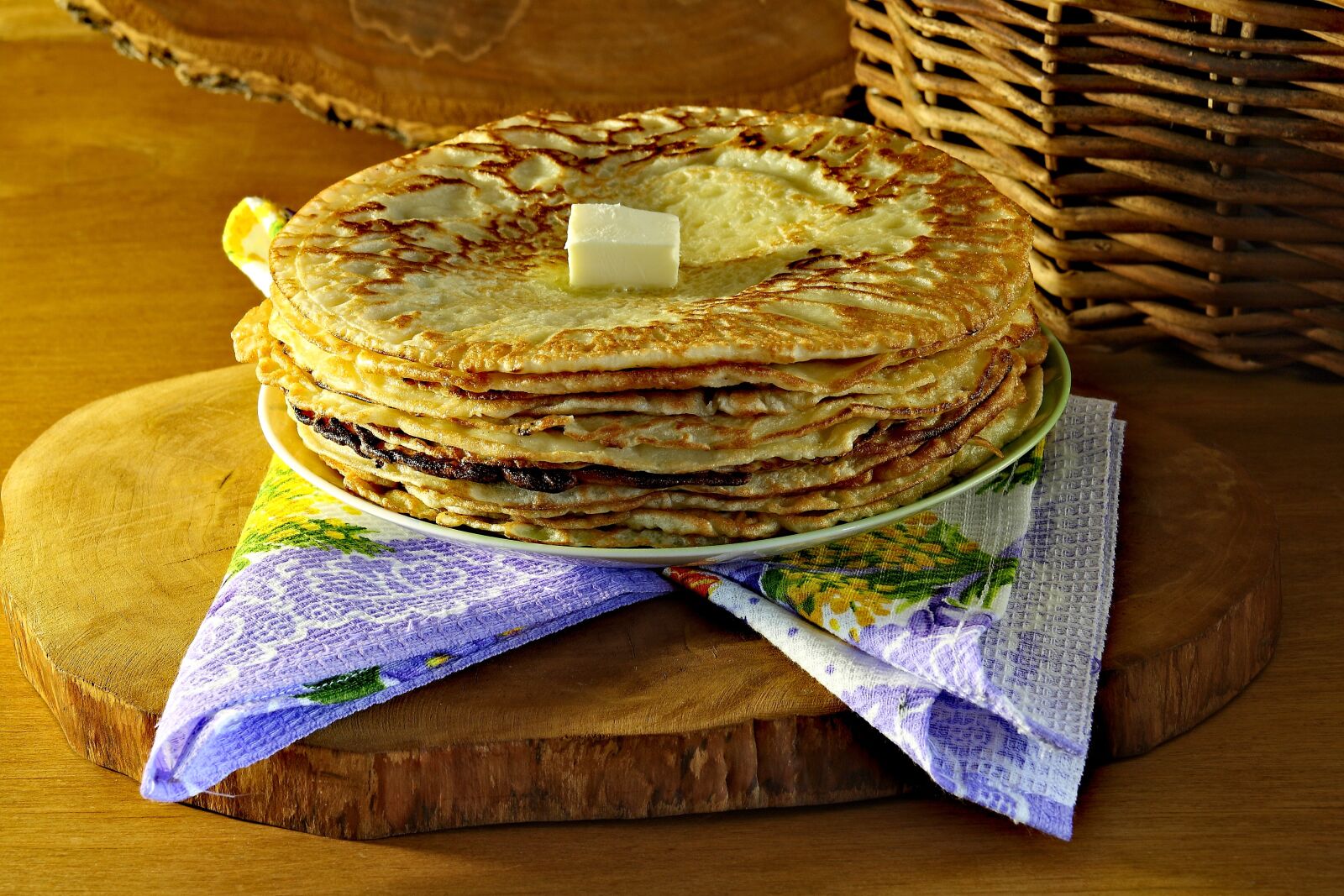 Canon EOS 1000D (EOS Digital Rebel XS / EOS Kiss F) sample photo. Pancakes, flatbread, juicy pancakes photography