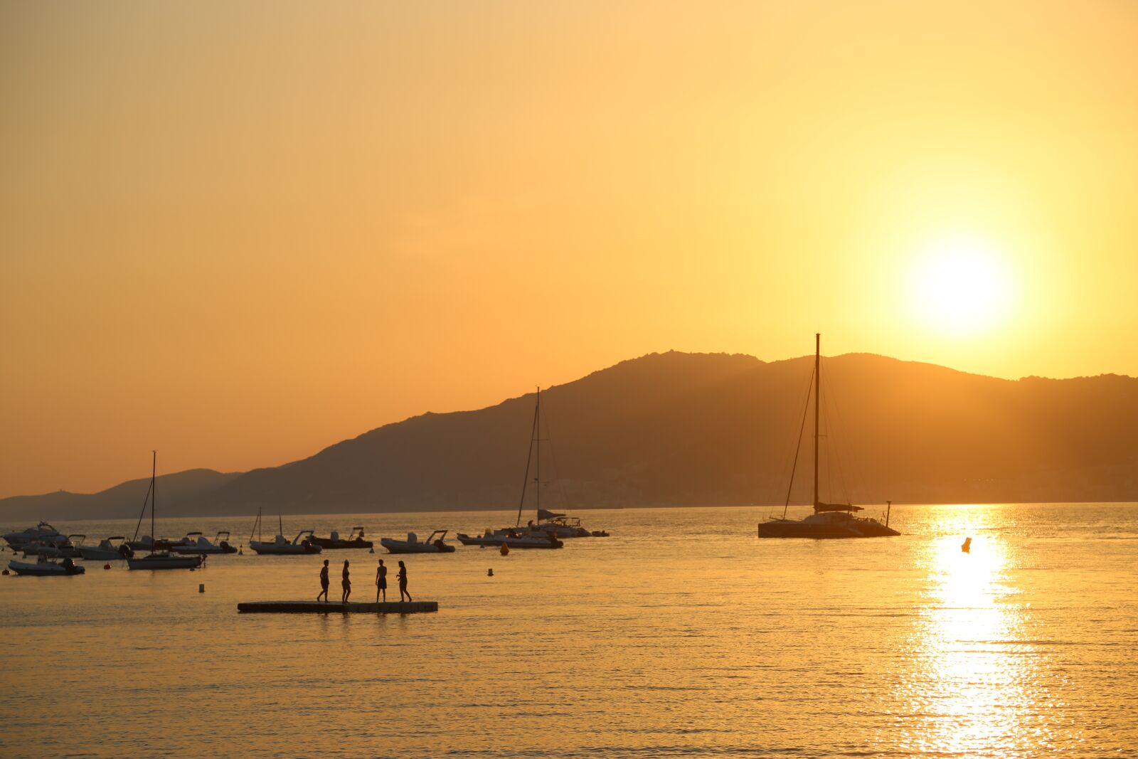 Canon EF 24-105mm F4L IS USM sample photo. Corsican, bloodthirsty, sunset photography