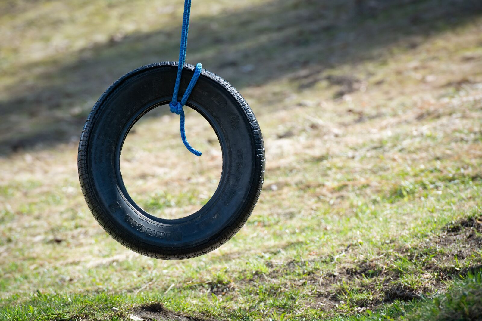 Nikon D7100 sample photo. Mature, swing, auto tires photography