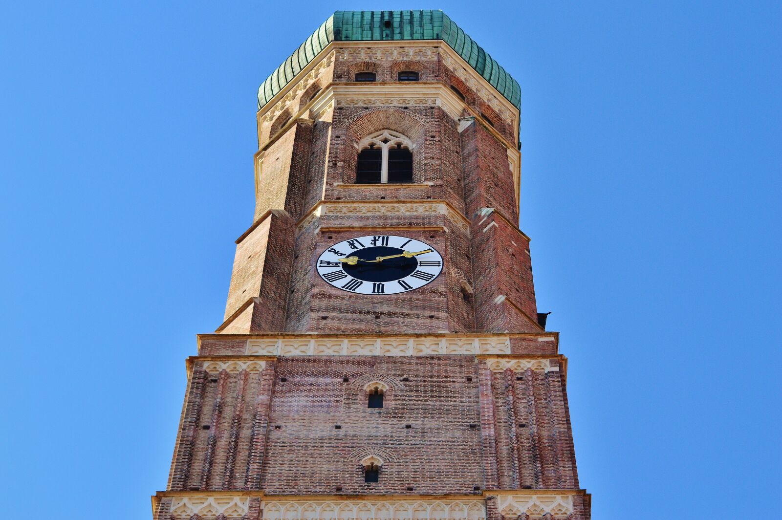Nikon D3200 sample photo. Frauenkirche, bavaria, state capital photography