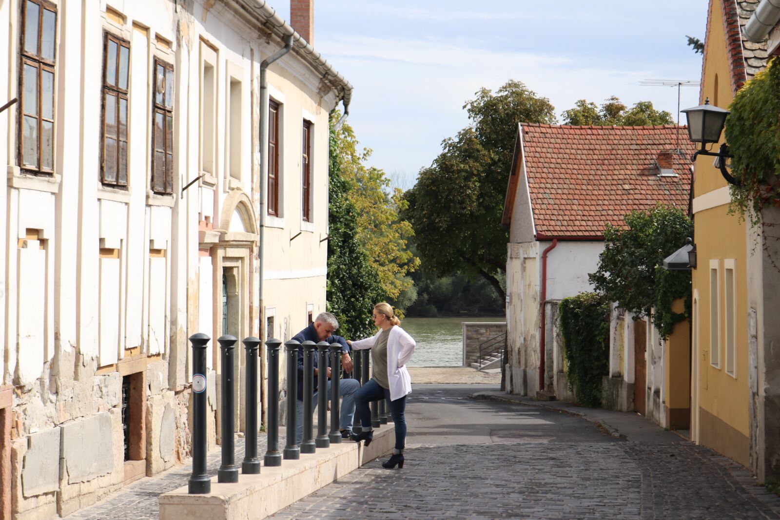 Canon EOS 80D sample photo. Hungary, szentendre, street photography