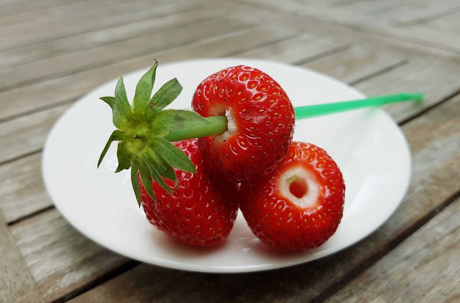 Samsung Galaxy S7 sample photo. Strawberries, fruits, fruit photography