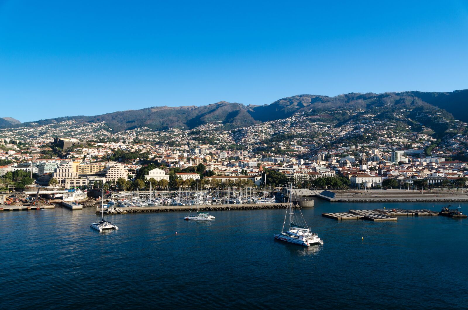 Nikon D5100 sample photo. Funchal, madeira, port photography