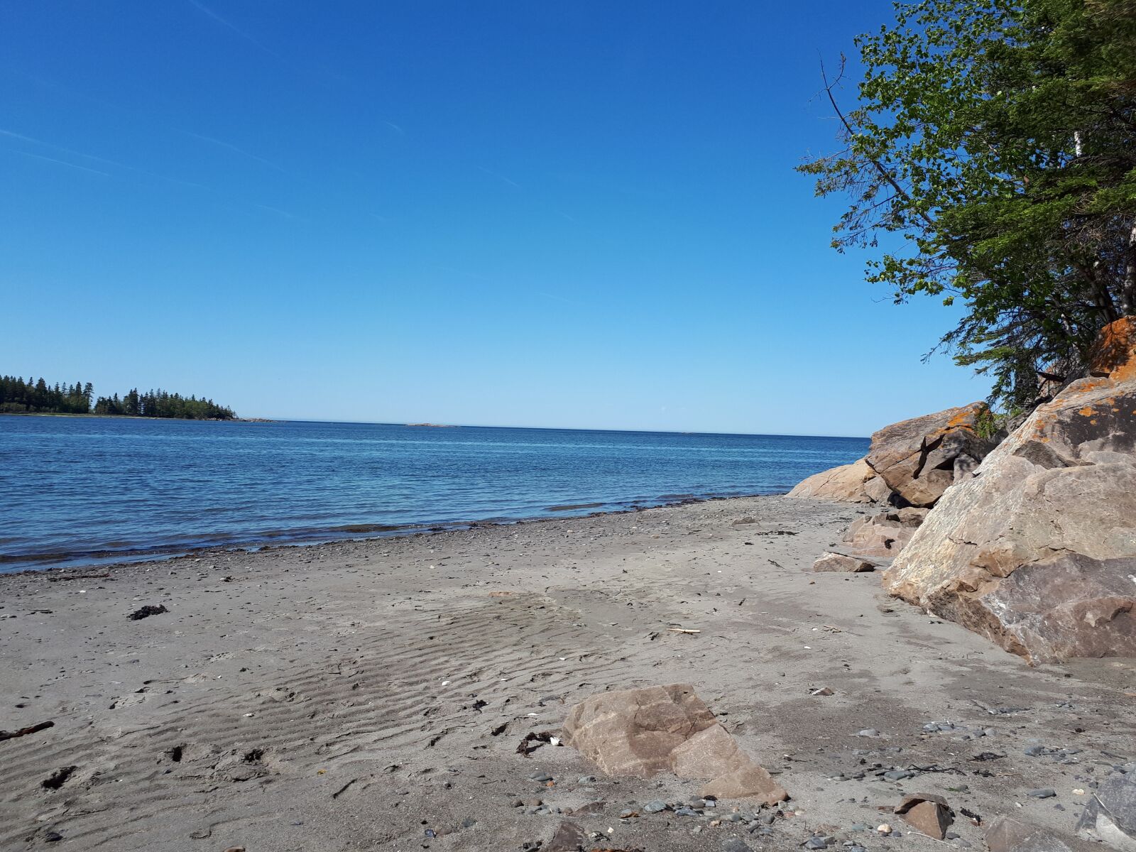 Samsung Galaxy A5(2017) sample photo. Beach, summer, gaspesie photography