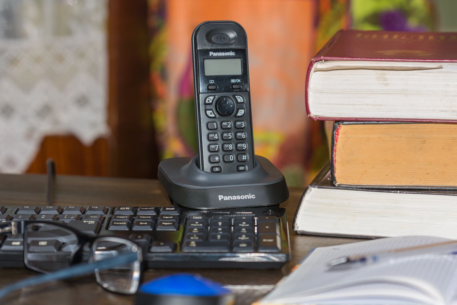Nikon D7200 sample photo. Radiotelephone, old, wireless photography