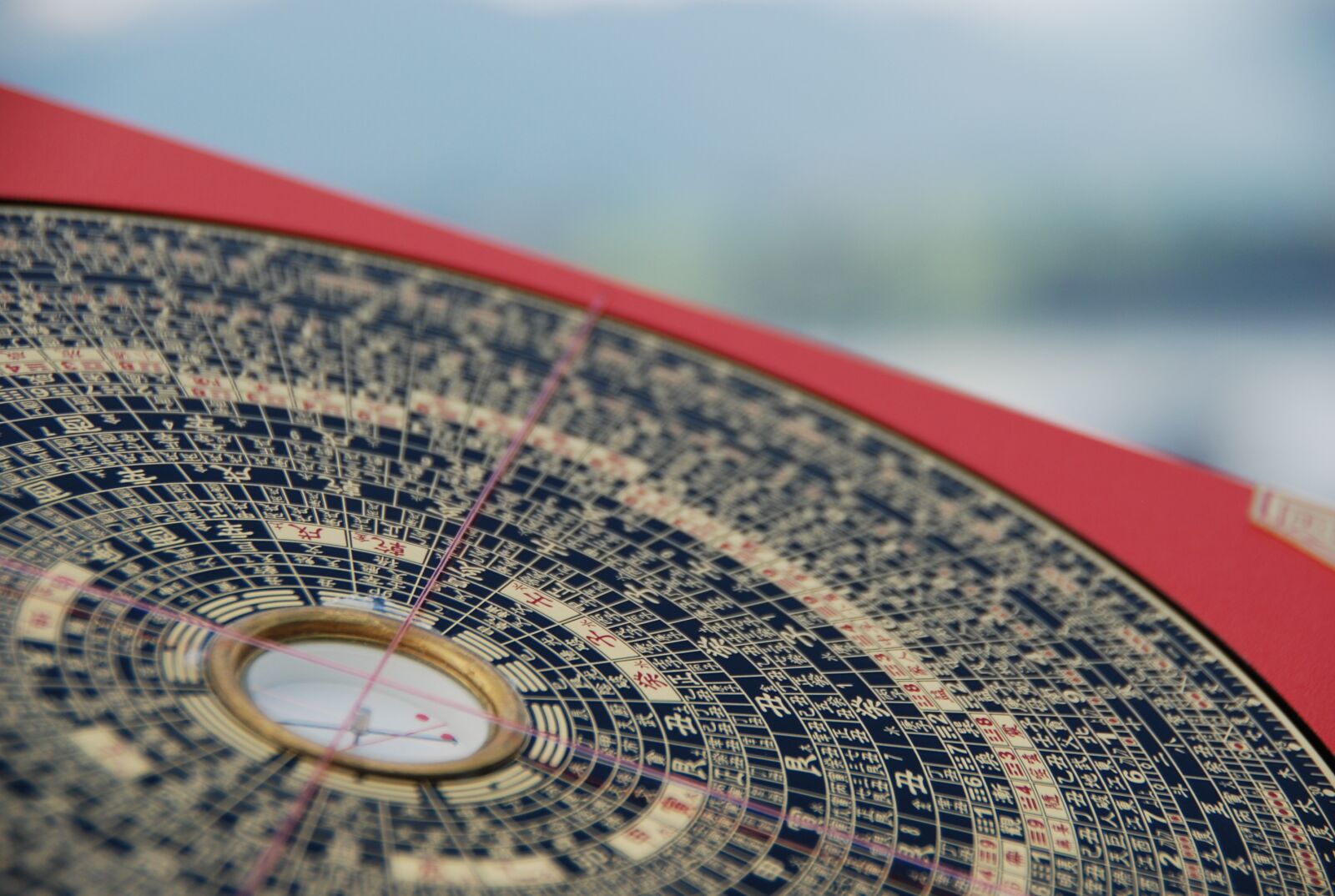 Nikon D80 sample photo. Luopan, fengshui, compass photography