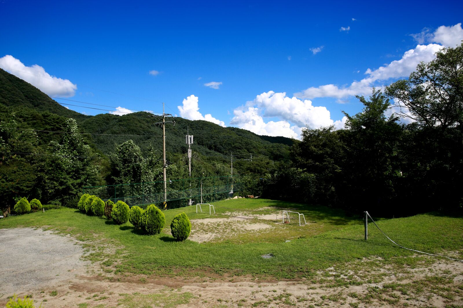 Canon EF 24-70mm F2.8L II USM sample photo. Country, autumn sky, outdoor photography