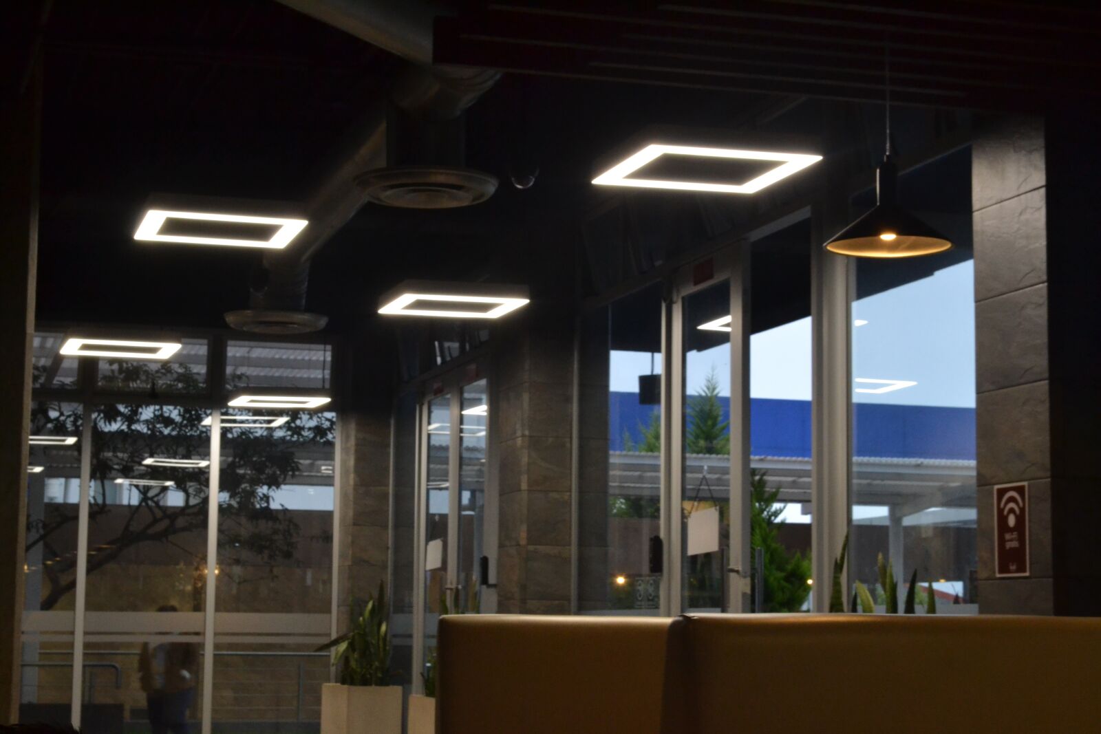 Nikon D3100 sample photo. Windows, lighting, input photography