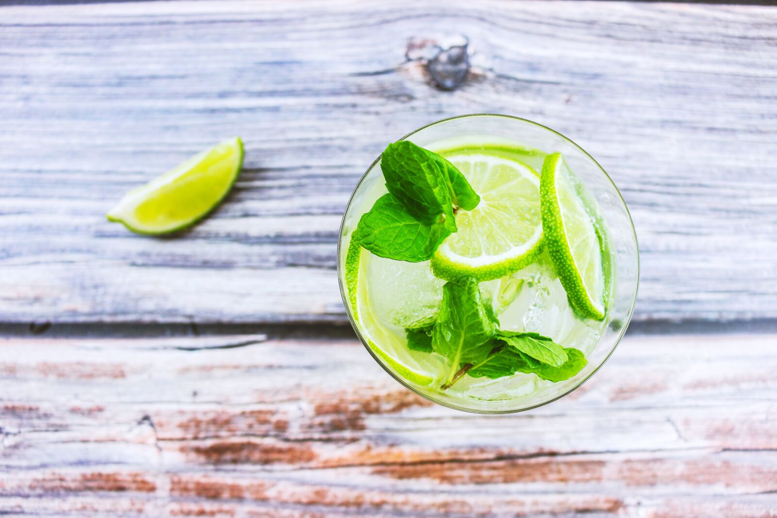 Canon EOS 70D sample photo. Cocktail, beverage, lemon photography
