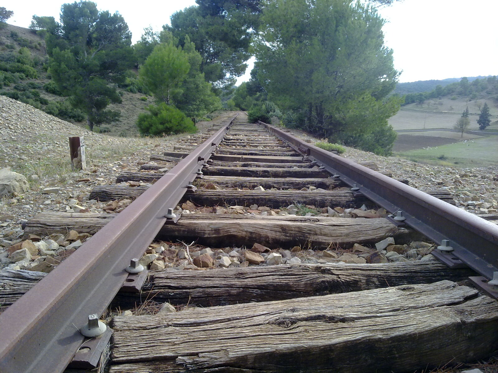 Nokia N97 sample photo. Old, railroad, railroad photography