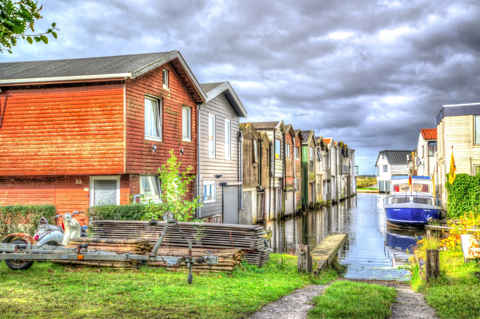 Nikon D610 sample photo. Boat, houses, hdr photography