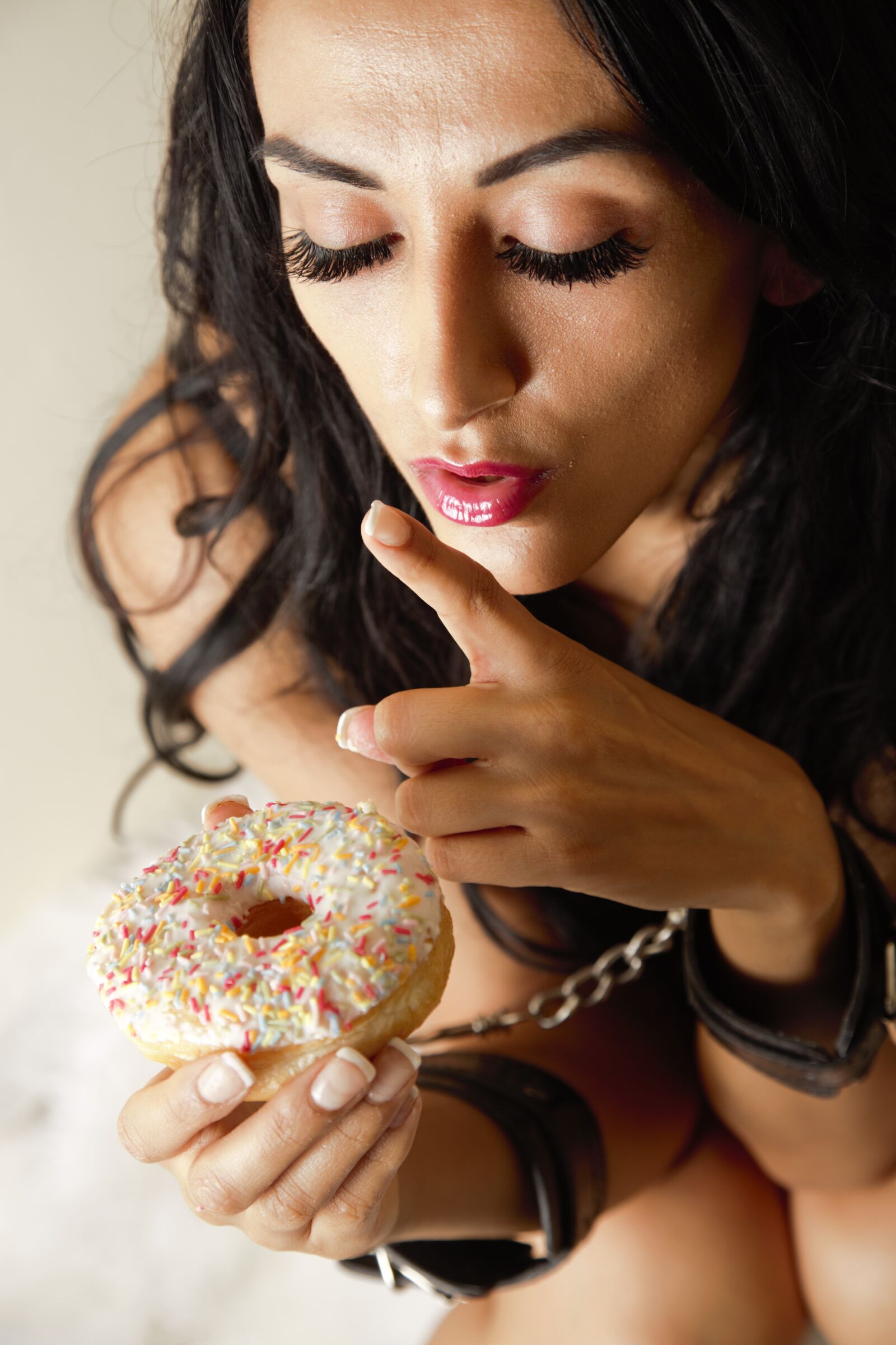 Canon EOS 5D Mark III sample photo. Foodcravings, donut, addictions photography