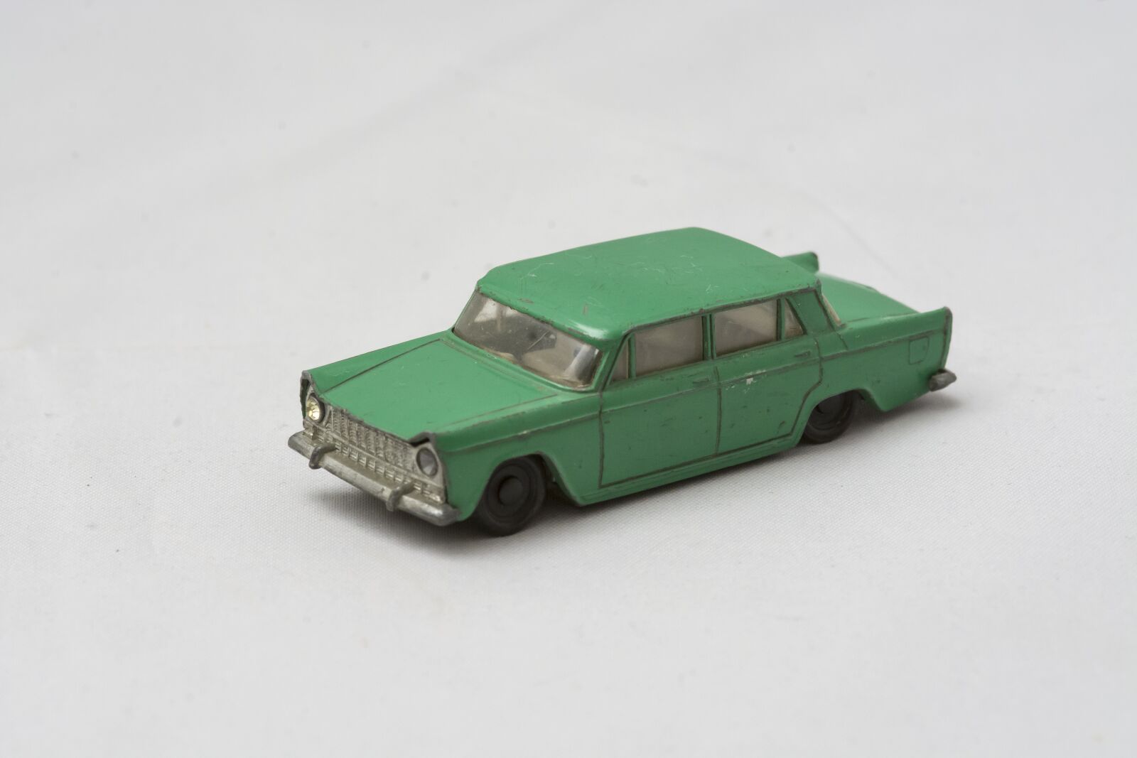 Nikon D7100 sample photo. Matchbox, found in the photography