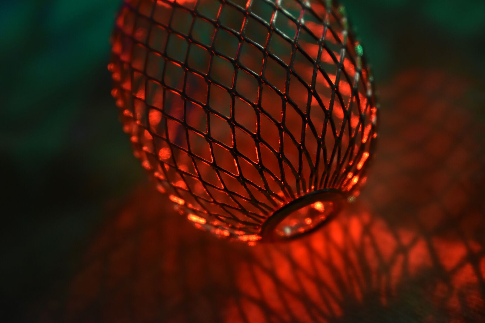 Nikon D3500 sample photo. Metal, pattern, swag photography