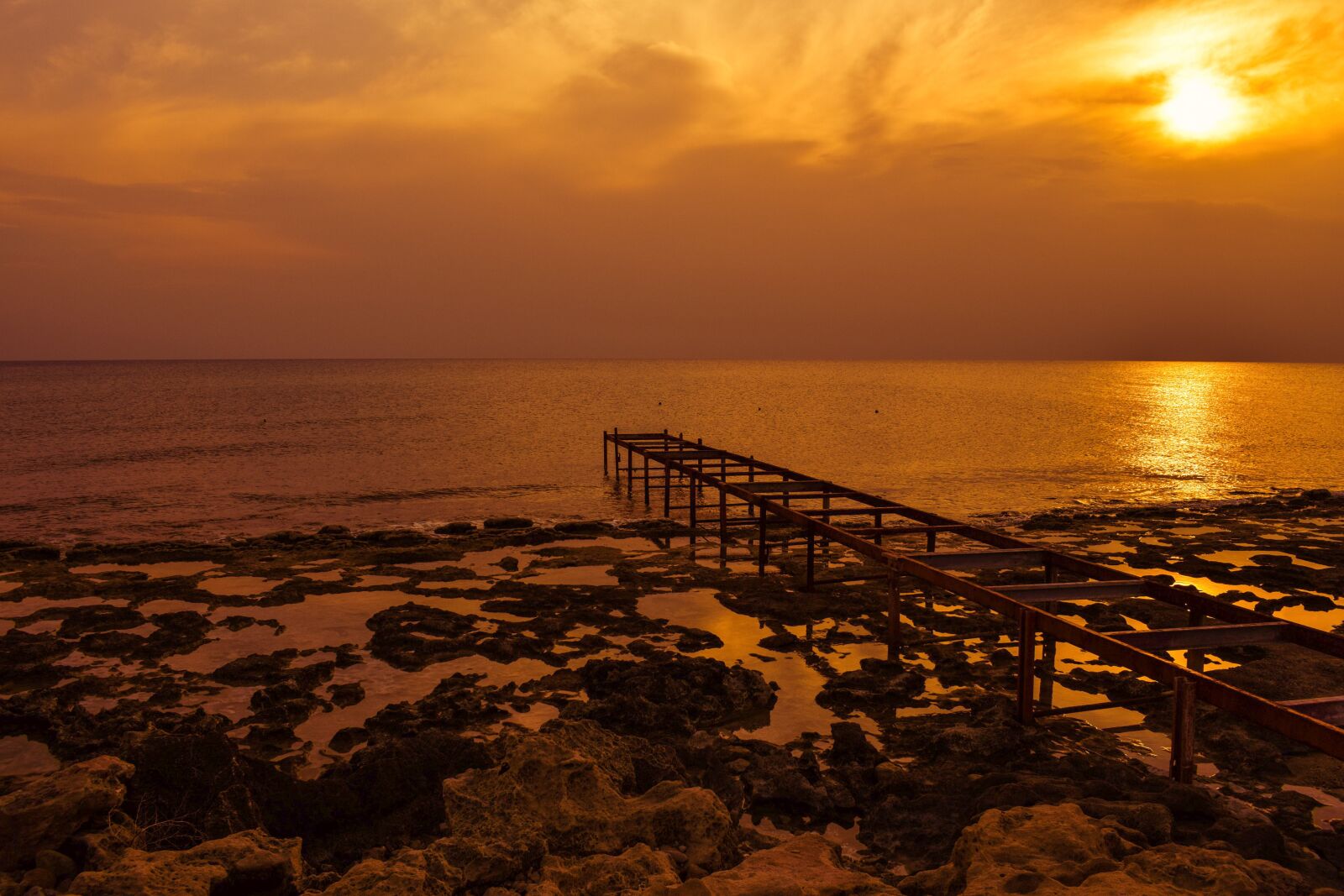 Nikon D3300 sample photo. Sunset, hazy, cloudy photography