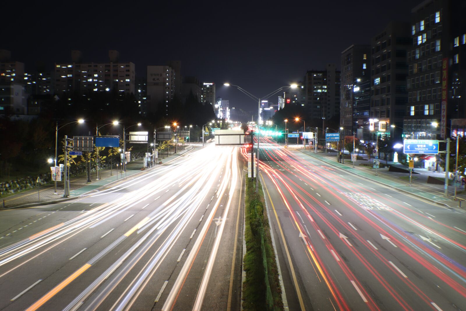 Canon EOS 800D (EOS Rebel T7i / EOS Kiss X9i) sample photo. Seongnam city, yatap-dong, seongnam photography